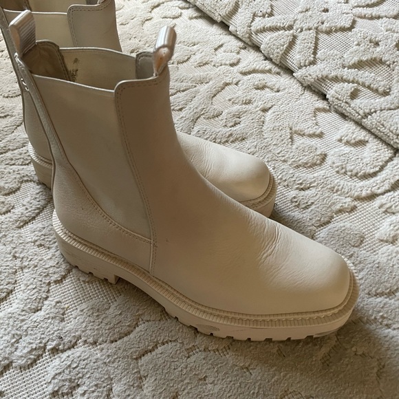 Sam Edelman's Laguna Chelsea Boot Sz 8 leather - Picture 3 of 6